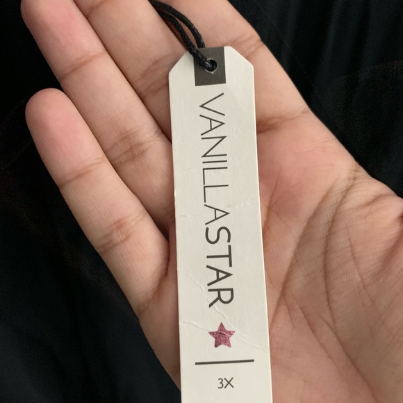 🆕 Vanilla Star Shirt - Picture 5 of 7